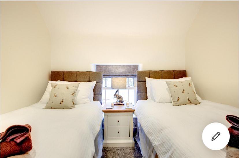 Rustic Retreats Jacks Cottage With Hot Tub & Alpaca Walking Experiences Matlock  Buitenkant foto